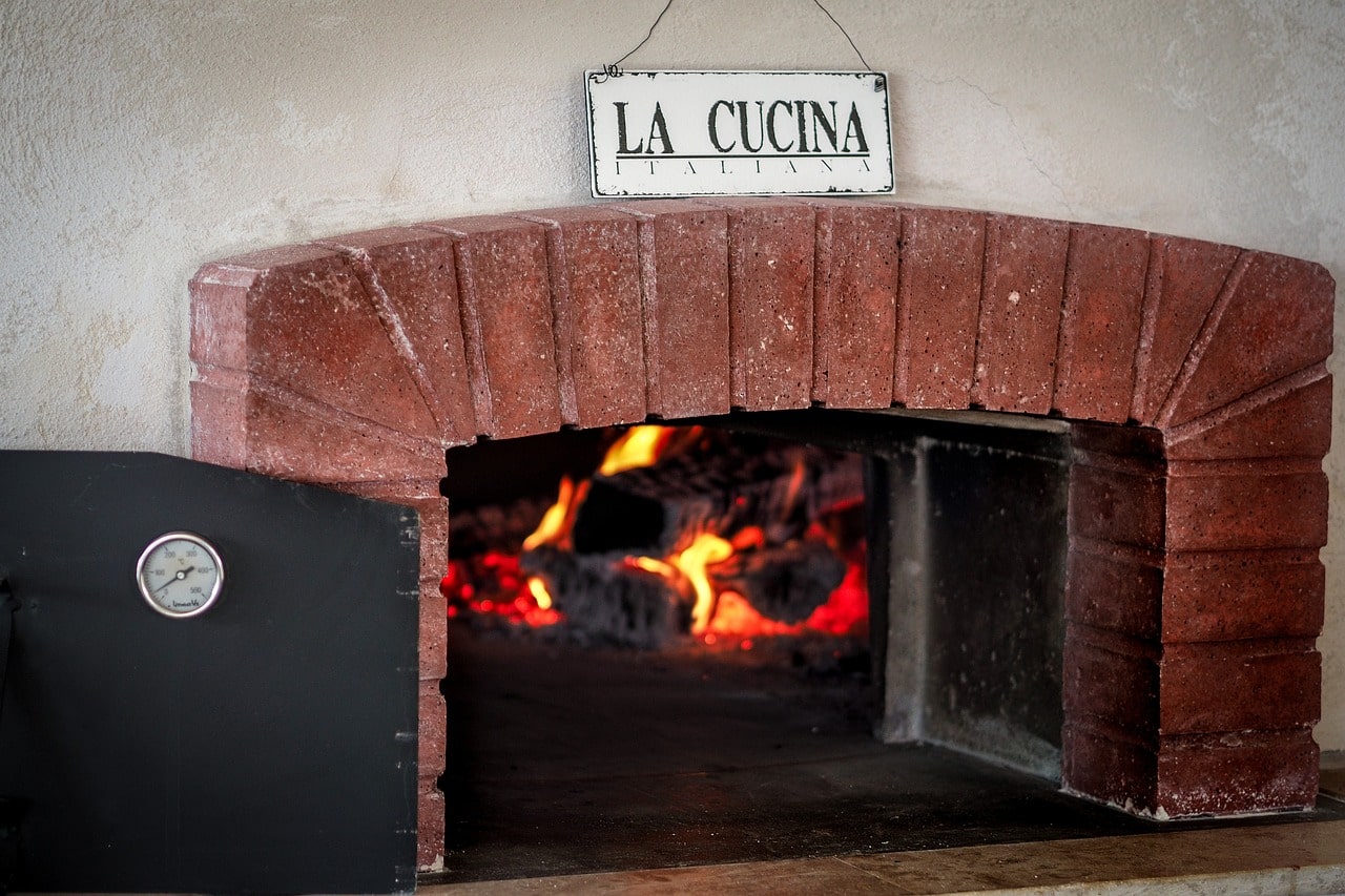 High-Quality Pizza Ovens and Grills Available in Santa Fe Springs, CA Premium Pizza Ovens and Grills in Santa Fe Springs, California